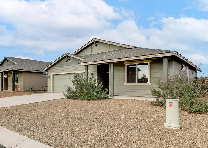 Ski, Hike & Explore: W/ Fenced Yard